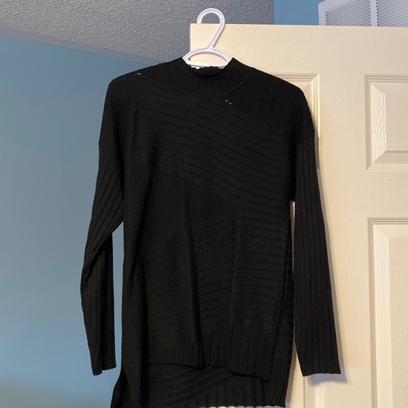 Laura, long sleeve knitted turtle neck. Longer in the back - Picture 1 of 1